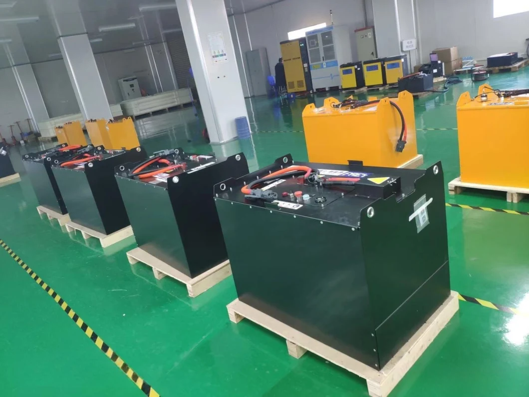 Rechargeable Lithium Ion Electric Forklift Battery Pack 48V 300ah LiFePO4 Traction Battery